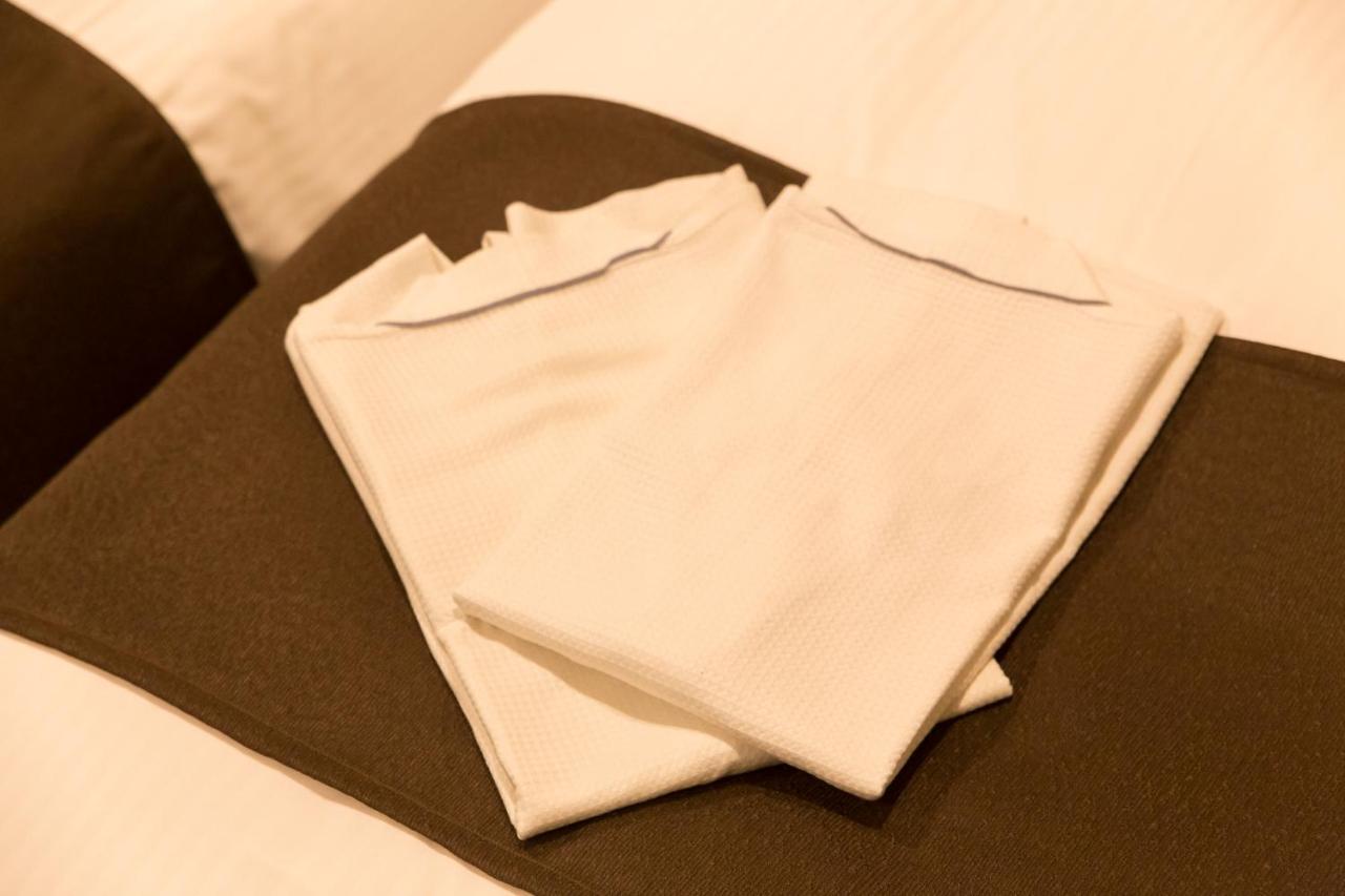 Osaka Riverside Hotel מראה חיצוני תמונה
